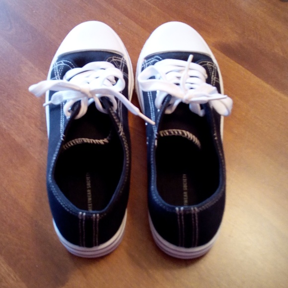 Canvas Laceup Flat Sneakers - Picture 2 of 5